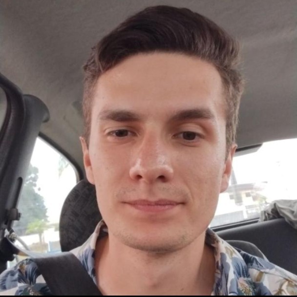 Lucas Kutesk - Jornalista e Comunicador